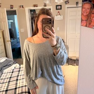Kim & Cami Light Gray Off-Shoulder Knit Pullover